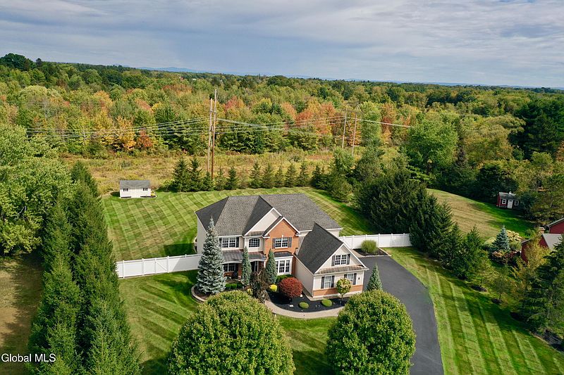 3rd image of 691 Riverview Road