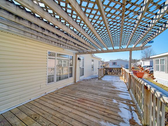 3rd image of 2835 S Wagner Rd Unit 177