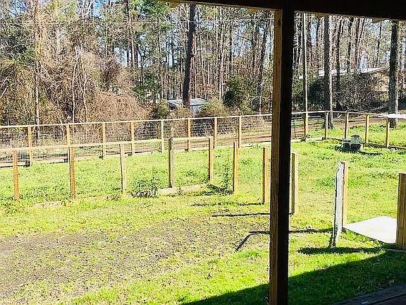 4th image of 61 Theresa St