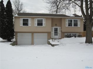 6220 Randon Dr, Toledo, OH 43611