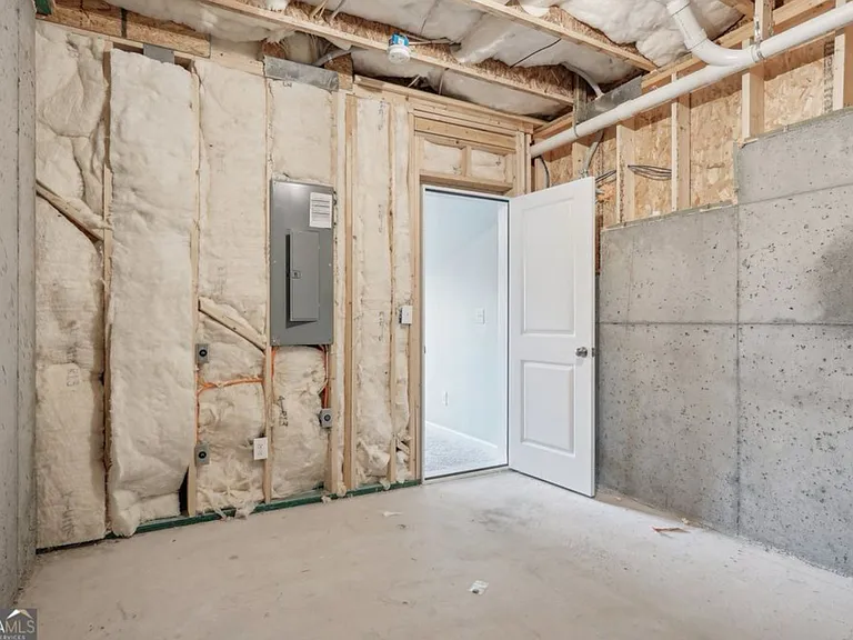 545 S Fortune Way — Photo 24