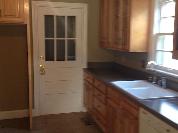 4th image of 66 Cedar Knl
