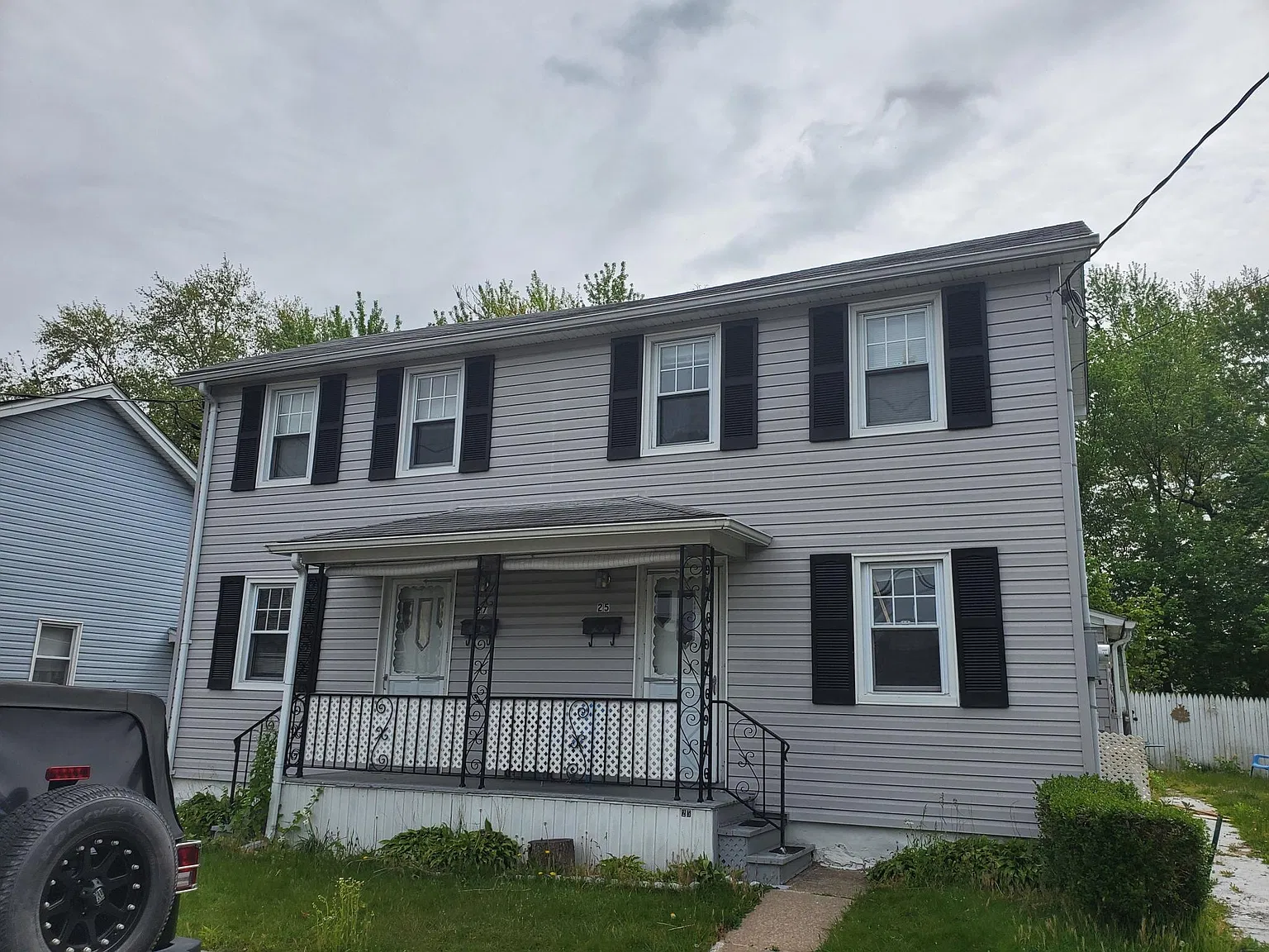 5 bed, 1600 sqft, $1,175 — Photo 1