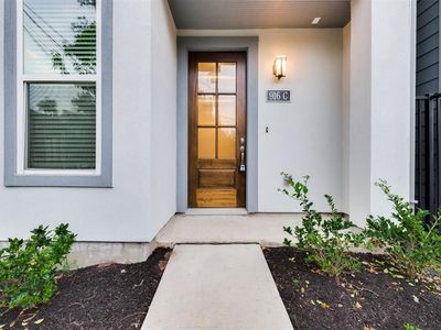 916 W 35th St #C, Houston, TX, 77018