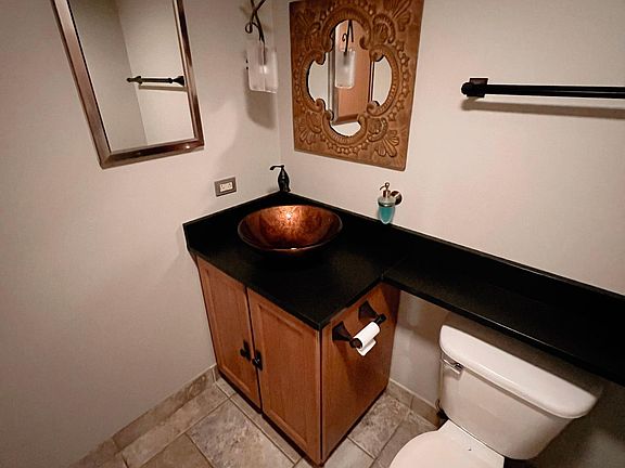 5th image of 951 Elderberry Cir