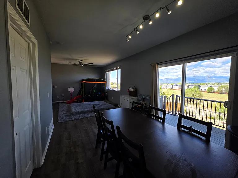 2030 Meadowbrook Pkwy — Photo 9