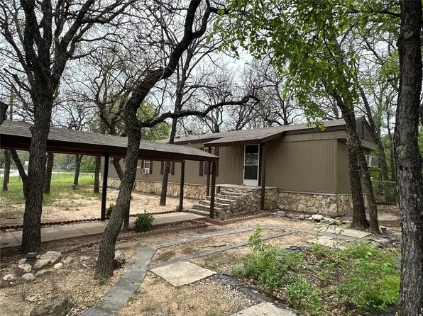 3915 Missouri Trl, Granbury, TX 76048