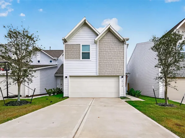 2714 Discovery Trails Ct, Conroe, TX 77301