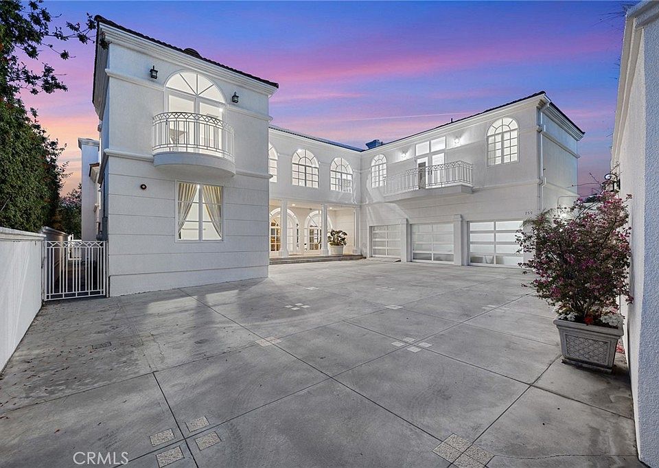 1st image of 759 Foxkirk Rd