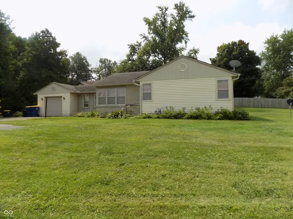 824 Indianapolis Rd, Greencastle, IN 46135