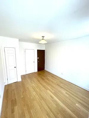 Rented by REAL New York | media 8