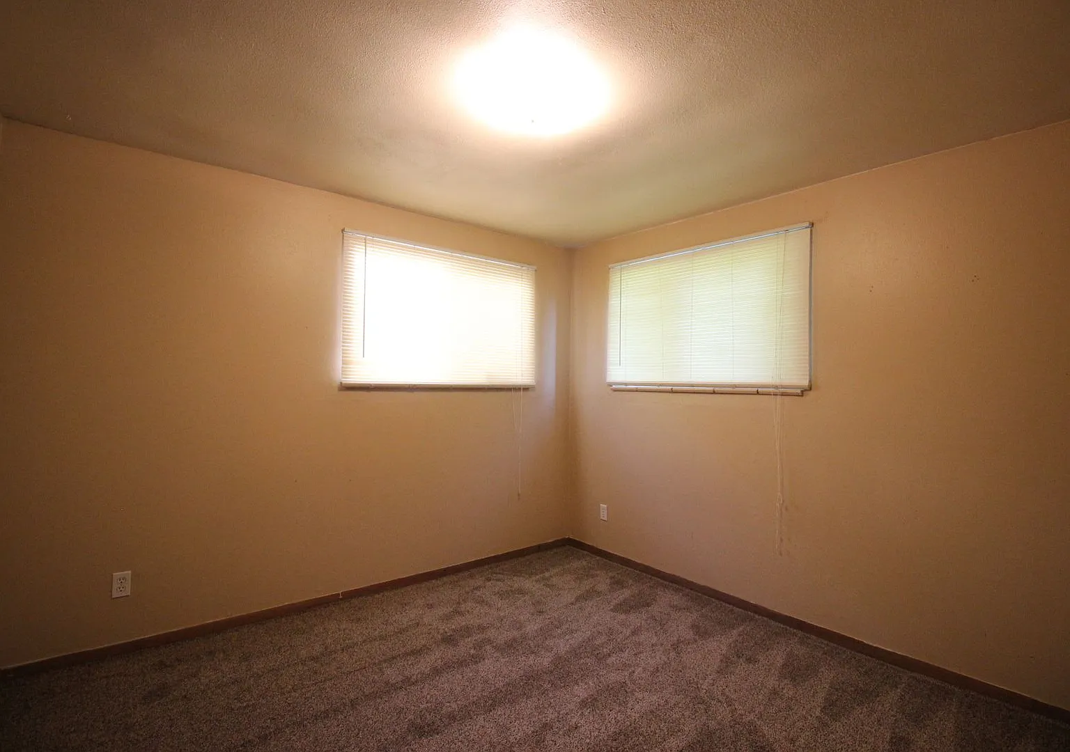 1114 Gard Pl. — Photo 3