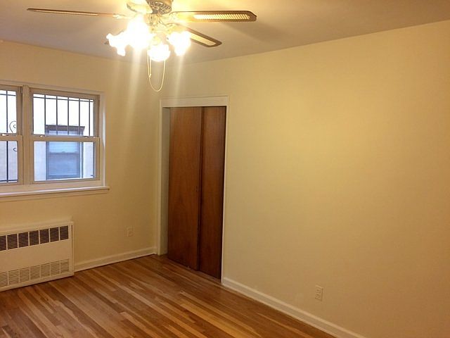 1st image of 27-20 Newtown Ave #2