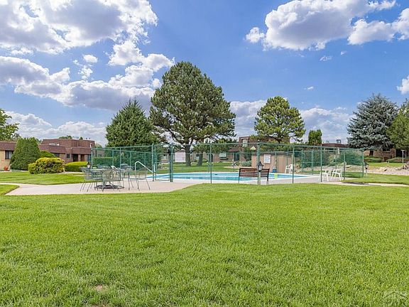 3rd image of 48 Villa Dr