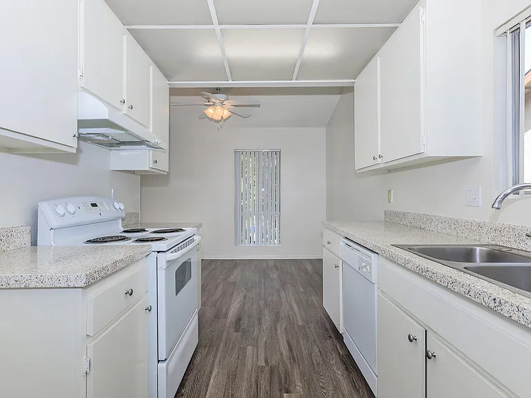 Fairway Village Apartment Homes — Photo 31