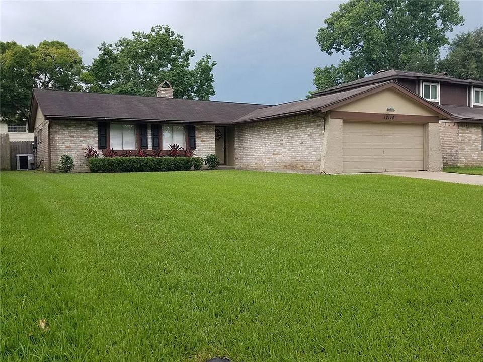 1st image of 17118 Bougainvilla Ln