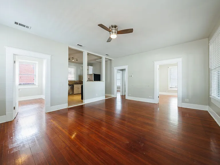 1805 Nueces St — Photo 7