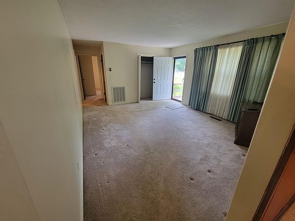 5th image of 1178 Green Grove Dr #12