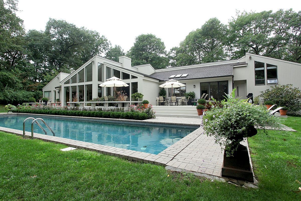 12 Forest Ct, Oyster Bay Cove, NY 11791 Zillow