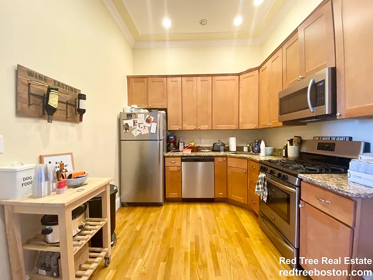 395 W Broadway #3B — Photo 4
