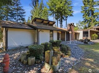 850 NE Rimrock Dr, Bremerton, WA 98311
