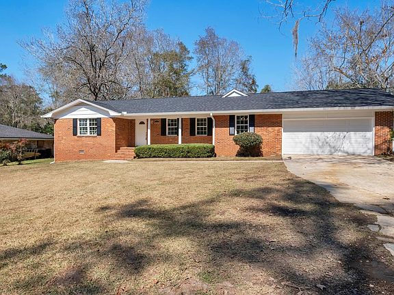 4th image of 3020 Tipperary Dr