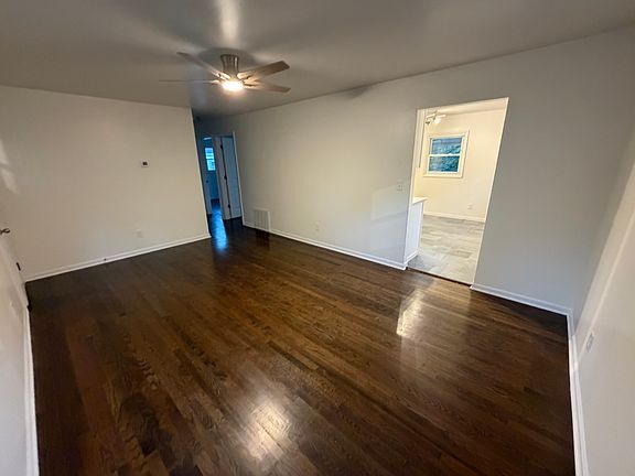 4th image of 24 W 71st Pl