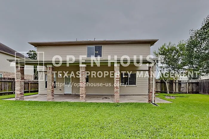21884 Whispering Forest Dr — Photo 18