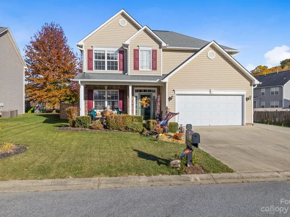 101 Woodfern Rd, Fletcher, NC 28732