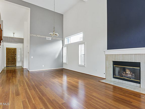 5th image of 4842 Wiggin St