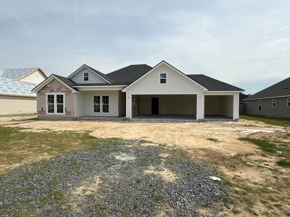 144 Audrey Ln, Hahira, GA 31632