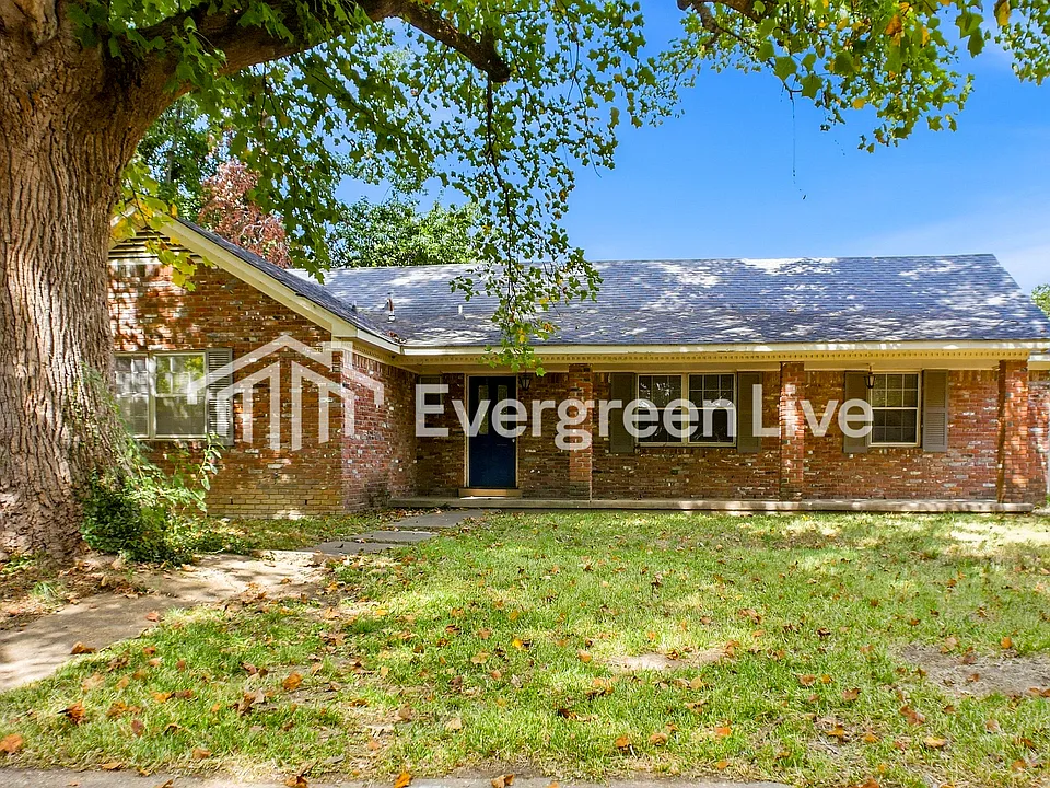 5246 Honeywood Ave