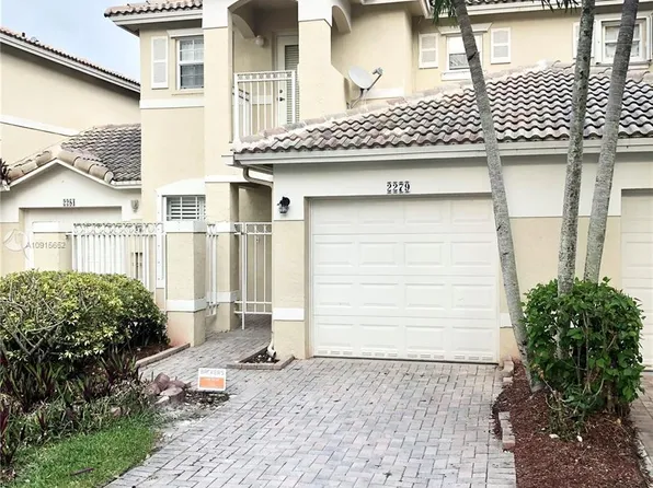 2279 NW 170th Ave #2279, Pembroke Pines, FL 33028