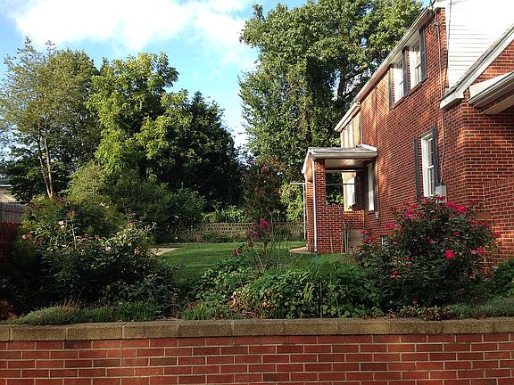 3rd image of 3101 W 5th St
