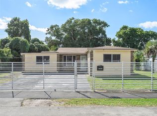 1000 NW 183rd St, Miami Gardens, FL 33169