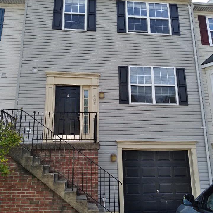 1st image of 406 Park Cove Dr