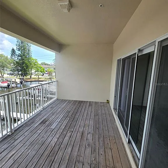 810 Callista Cay Loop — Photo 28