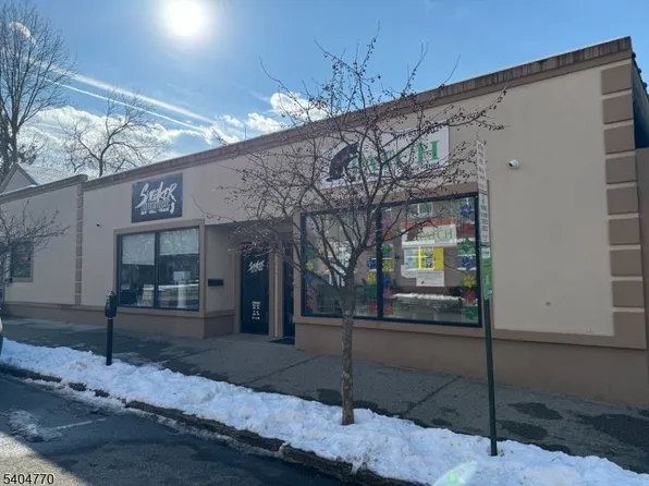 26 Lakeside Ave #1, Pompton Lakes Boro, NJ 07442