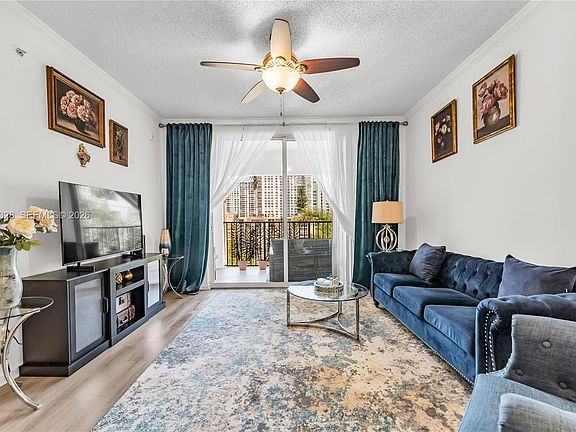 4th image of 17145 N Bay Rd APT 4501