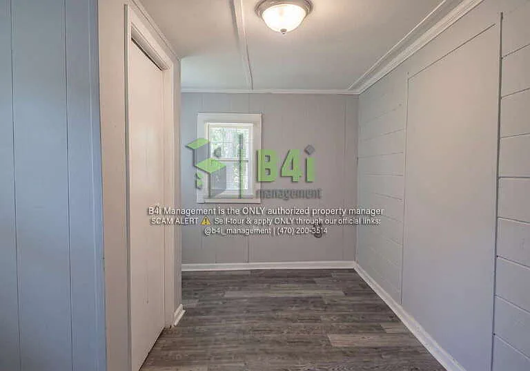 1205 Spring St — Photo 10