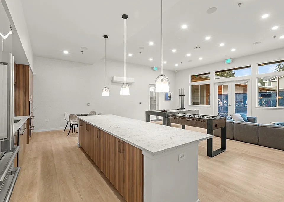 Discover the perfect blend of relaxed modern design and connectivity throughout our community, complete with Wi-Fi, all while enjoying stunning views of the beautiful Lacey landscape.