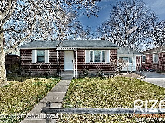 2nd image of 1247 S Redwood Dr