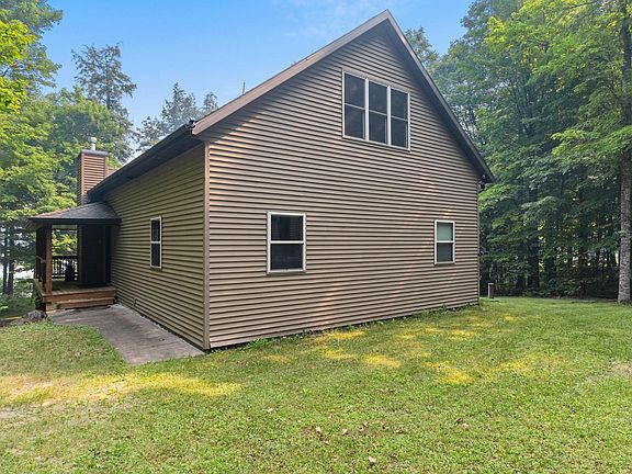 3rd image of 6588 Norway Pine Ln