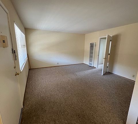 3rd image of 540 University Dr