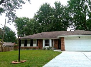 9509 W 92nd Ter, Overland Park, KS 66212