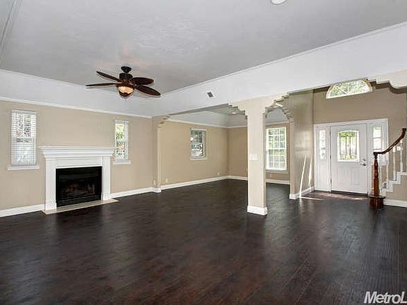 5th image of 7476 Greenhaven Dr