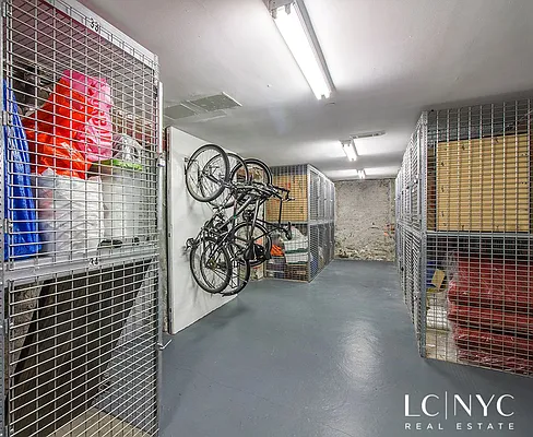 Rented by Keller Williams NYC | media 51