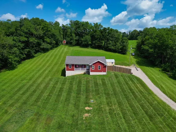 8935 Bagley Rd, Mount Perry, OH 43760