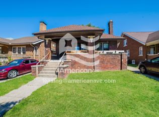 705 W Eleanor Pl, Peoria, IL