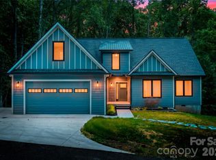 61 Bamboo Trl, Candler, NC 28715